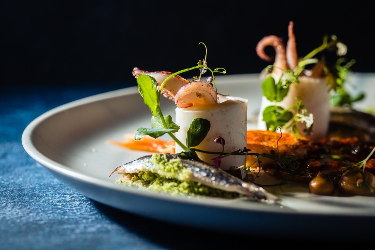 marketing strategy & execution for ambitious hospitality, food, and beverage brands